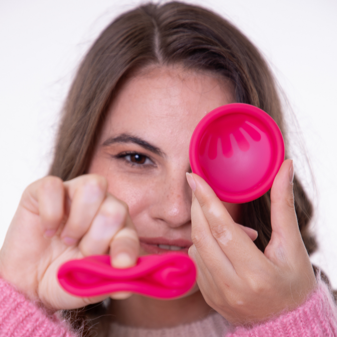 Universal Hard disk til menstruation, Femi.Eko®, med sikker pasform og trækring